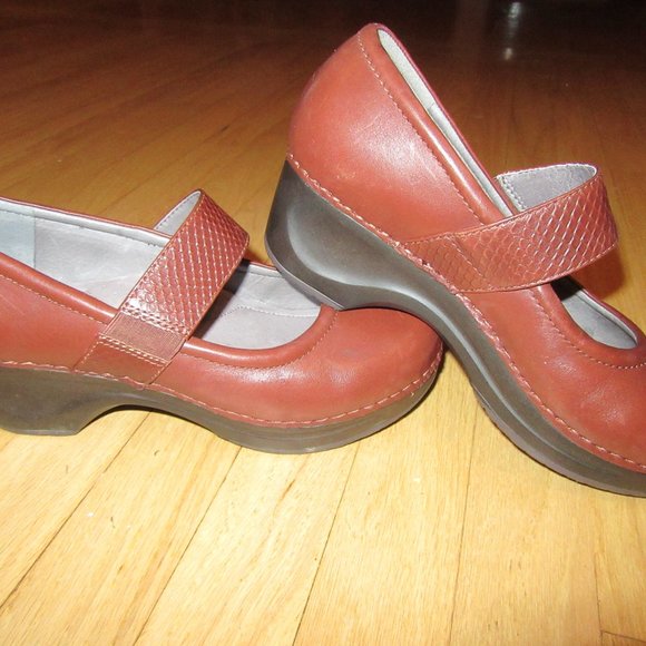 WOMENS SANITA SHOES/MARY JANES/BROWN/SIZE 40/9.5! - Picture 4 of 7